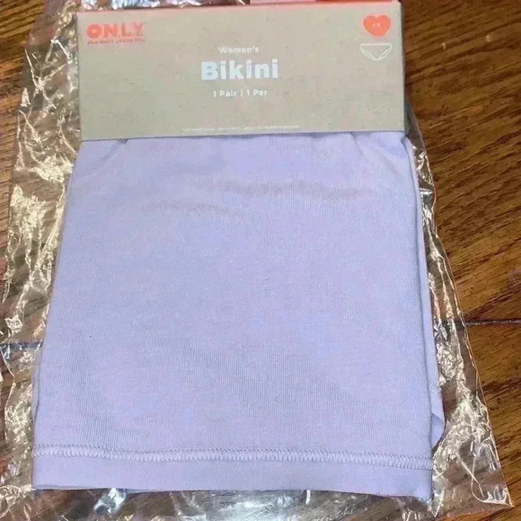 Old Navy Panties - Picture 8 of 8